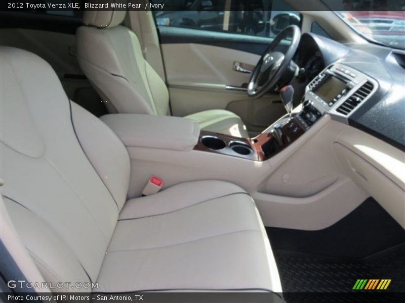 Blizzard White Pearl / Ivory 2012 Toyota Venza XLE