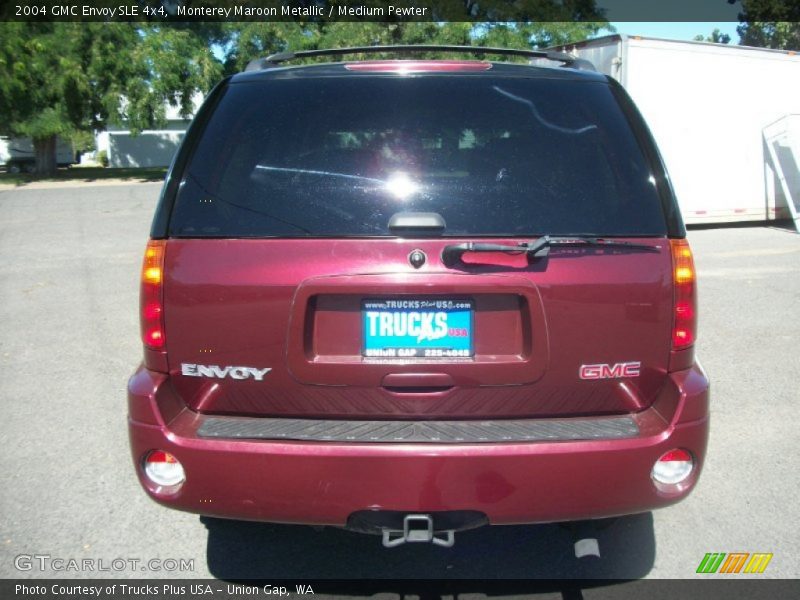 Monterey Maroon Metallic / Medium Pewter 2004 GMC Envoy SLE 4x4