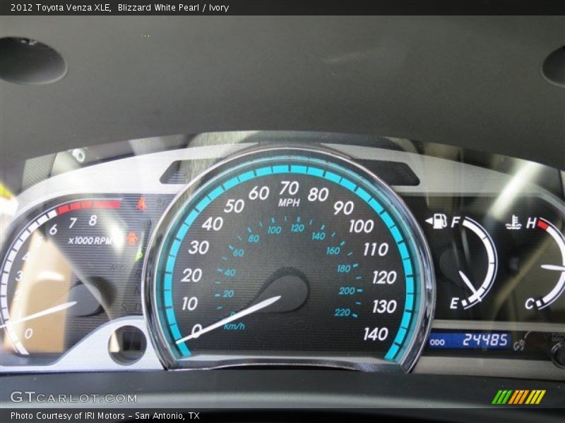 Blizzard White Pearl / Ivory 2012 Toyota Venza XLE