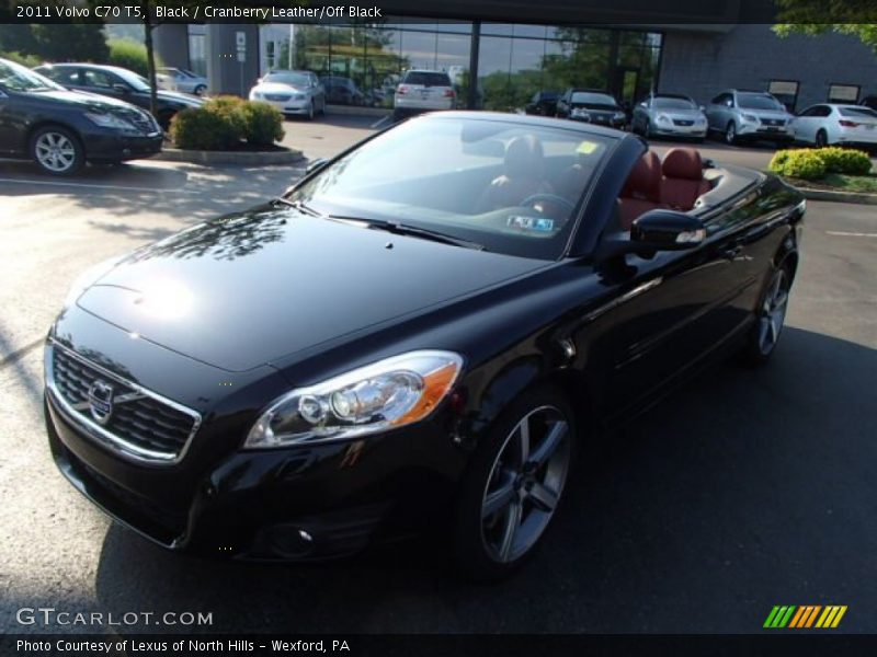 Black / Cranberry Leather/Off Black 2011 Volvo C70 T5