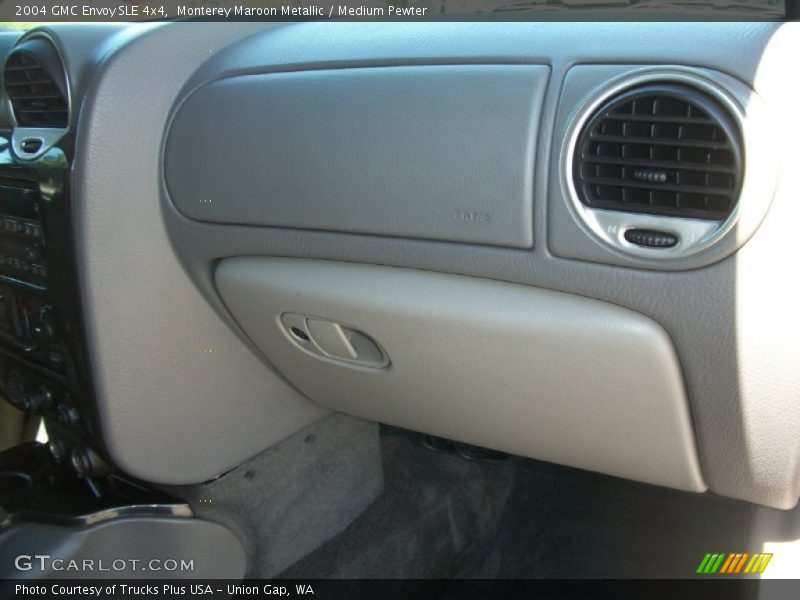 Monterey Maroon Metallic / Medium Pewter 2004 GMC Envoy SLE 4x4