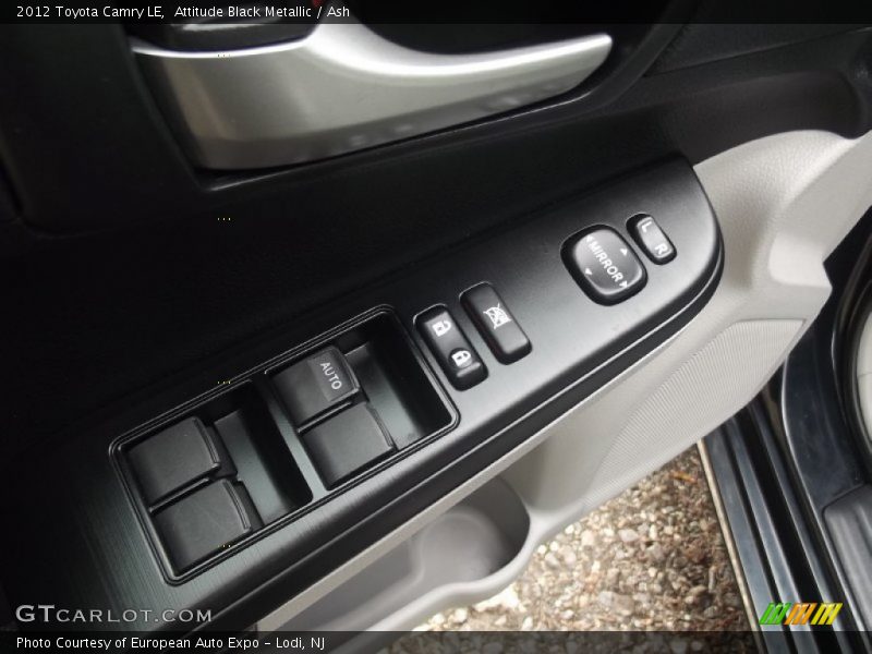 Attitude Black Metallic / Ash 2012 Toyota Camry LE