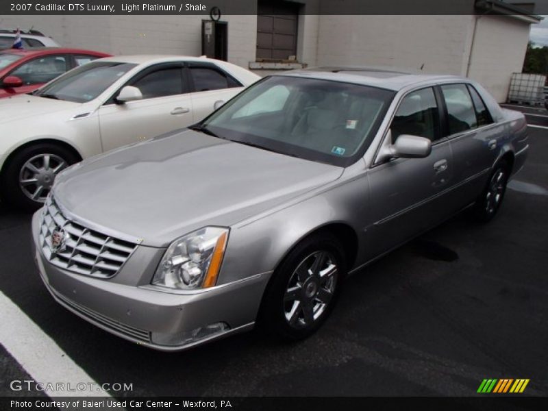 Light Platinum / Shale 2007 Cadillac DTS Luxury