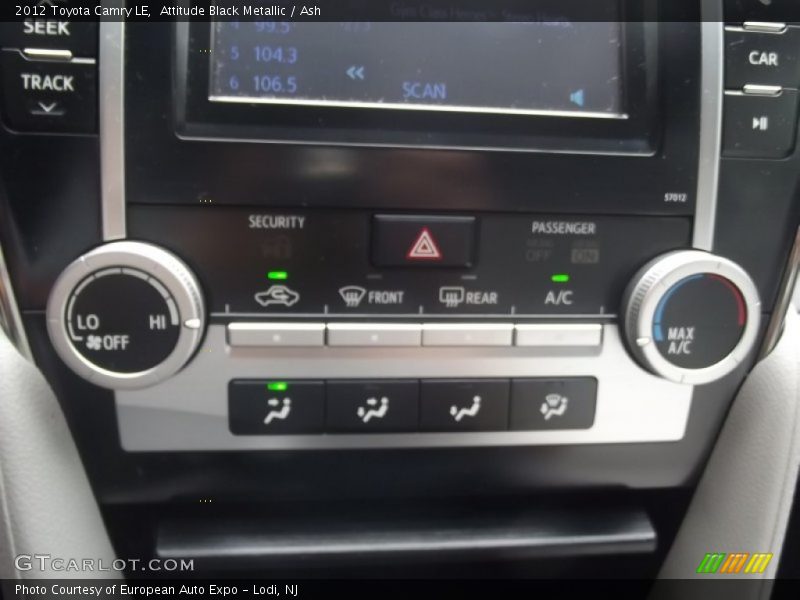 Attitude Black Metallic / Ash 2012 Toyota Camry LE