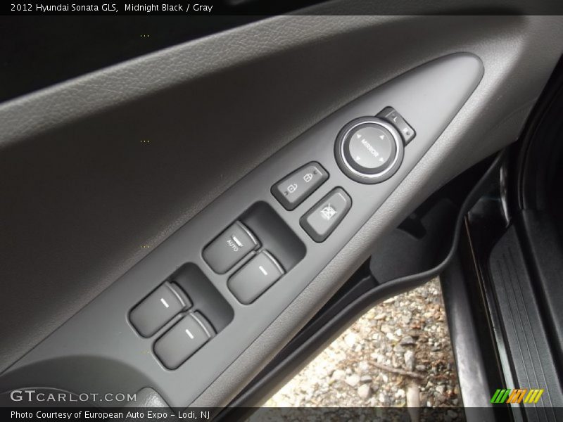 Midnight Black / Gray 2012 Hyundai Sonata GLS