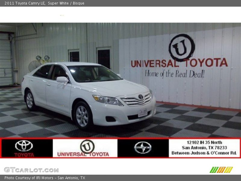 Super White / Bisque 2011 Toyota Camry LE