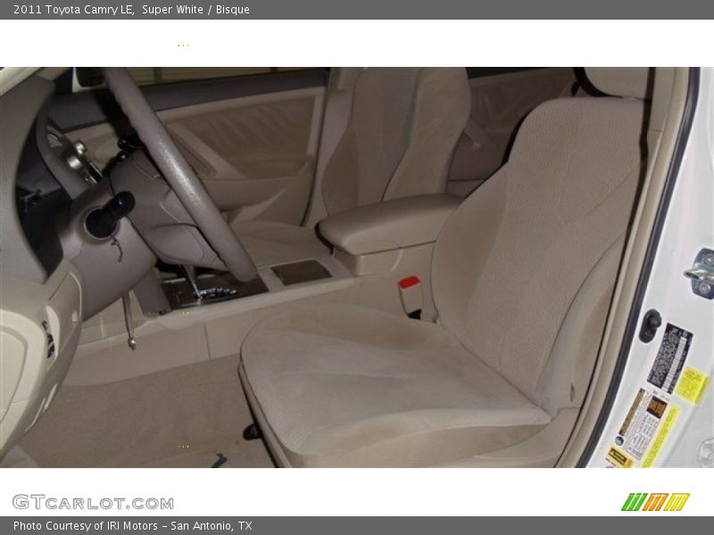 Super White / Bisque 2011 Toyota Camry LE