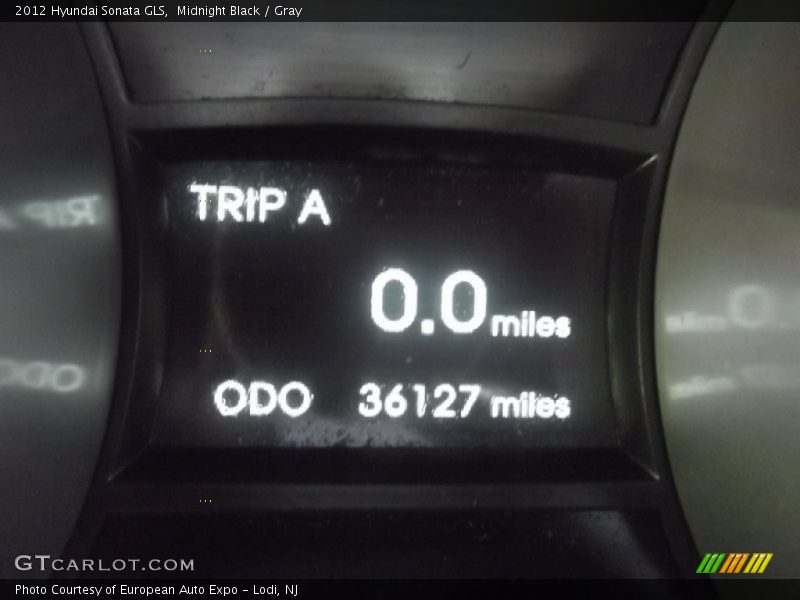 Midnight Black / Gray 2012 Hyundai Sonata GLS