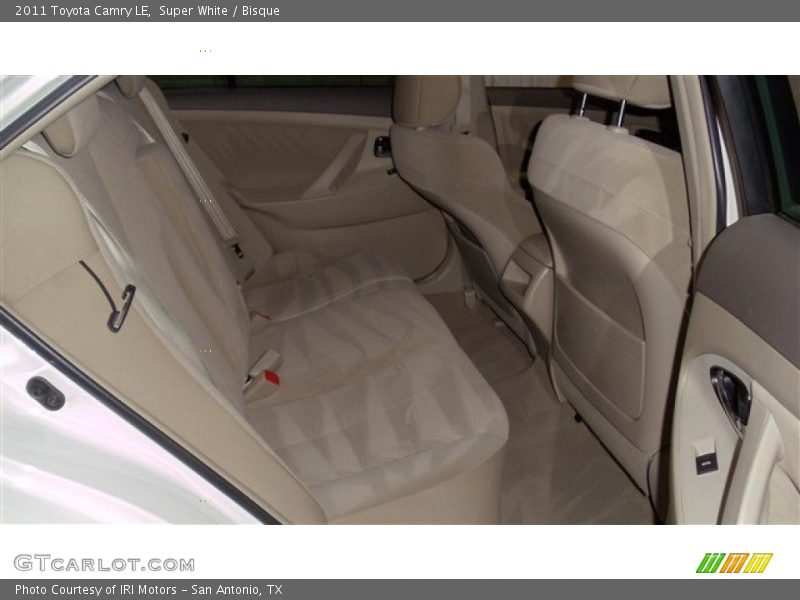 Super White / Bisque 2011 Toyota Camry LE