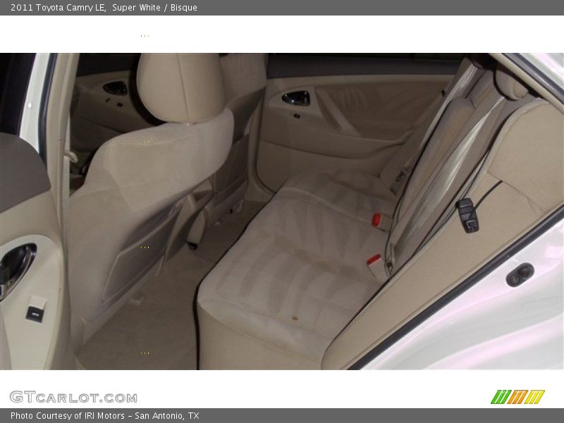 Super White / Bisque 2011 Toyota Camry LE