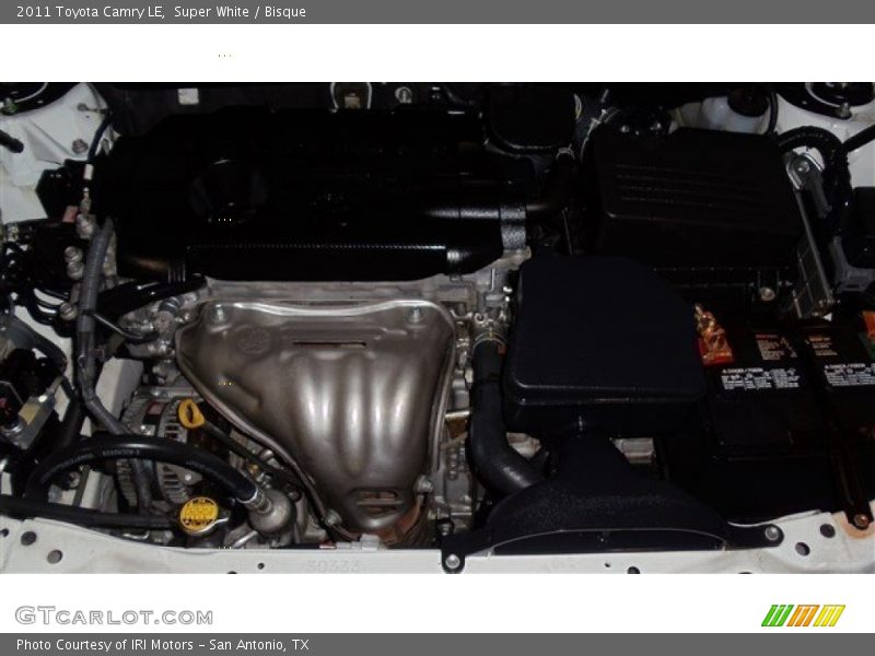 Super White / Bisque 2011 Toyota Camry LE