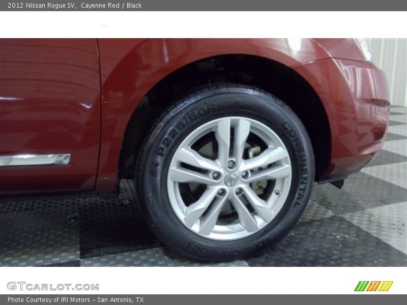 Cayenne Red / Black 2012 Nissan Rogue SV