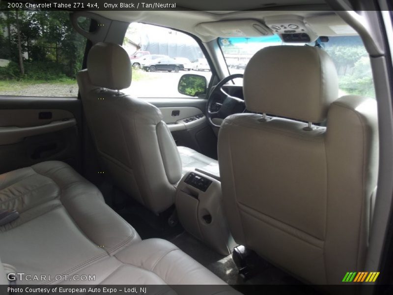 Onyx Black / Tan/Neutral 2002 Chevrolet Tahoe Z71 4x4
