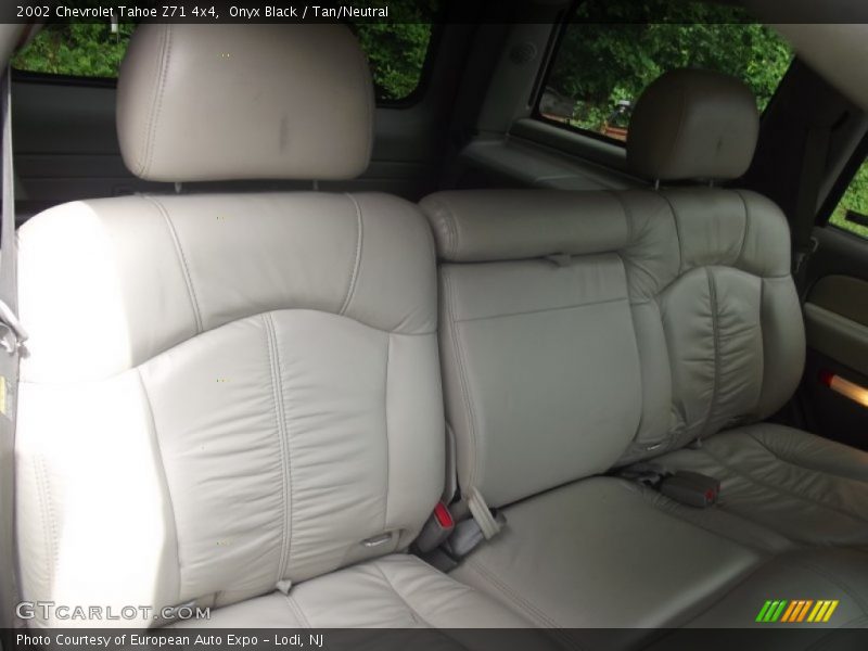 Onyx Black / Tan/Neutral 2002 Chevrolet Tahoe Z71 4x4