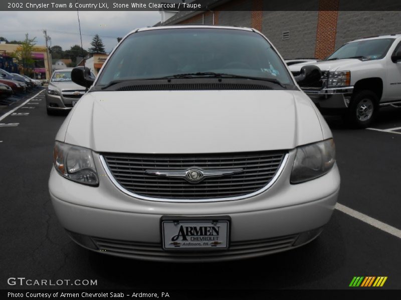 Stone White Clearcoat / Taupe 2002 Chrysler Town & Country LXi