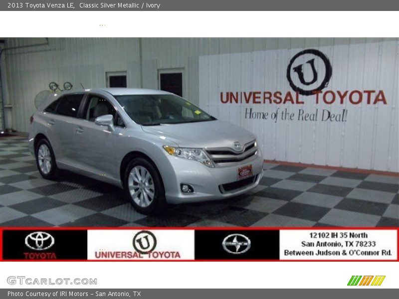 Classic Silver Metallic / Ivory 2013 Toyota Venza LE