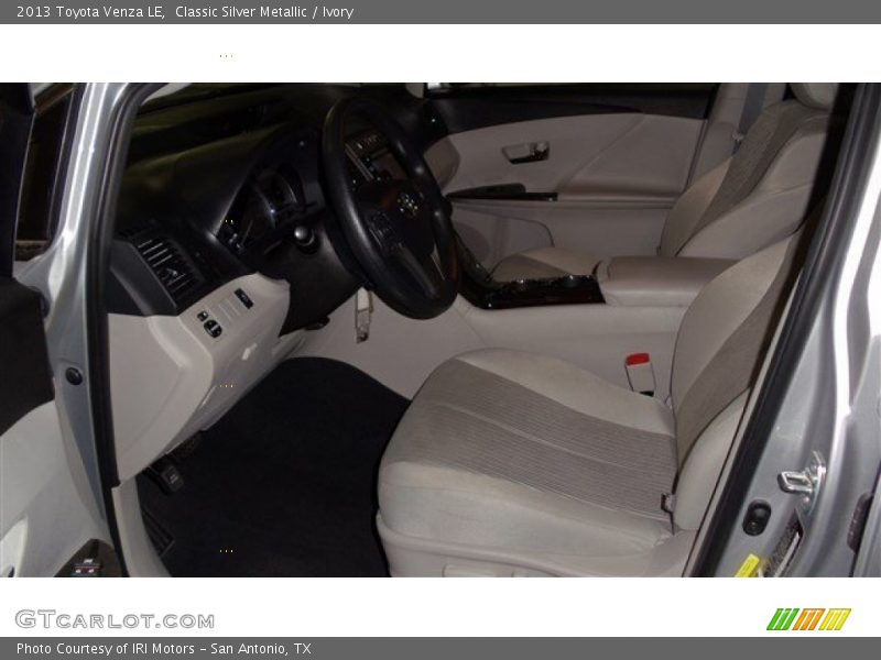 Classic Silver Metallic / Ivory 2013 Toyota Venza LE