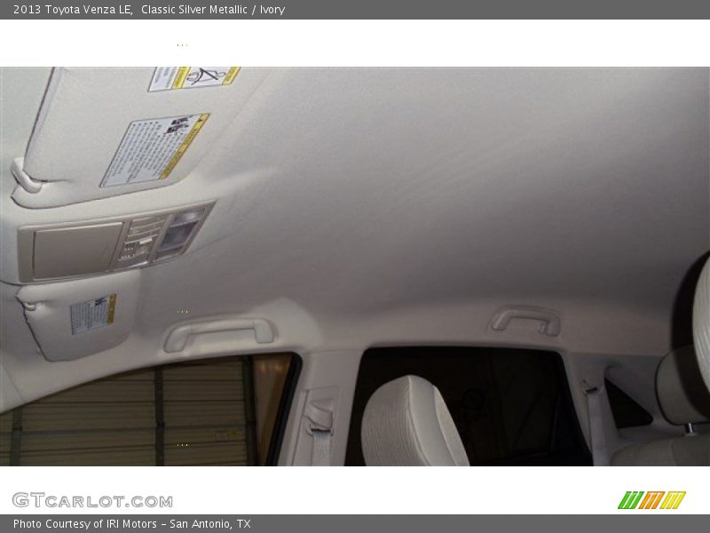 Classic Silver Metallic / Ivory 2013 Toyota Venza LE