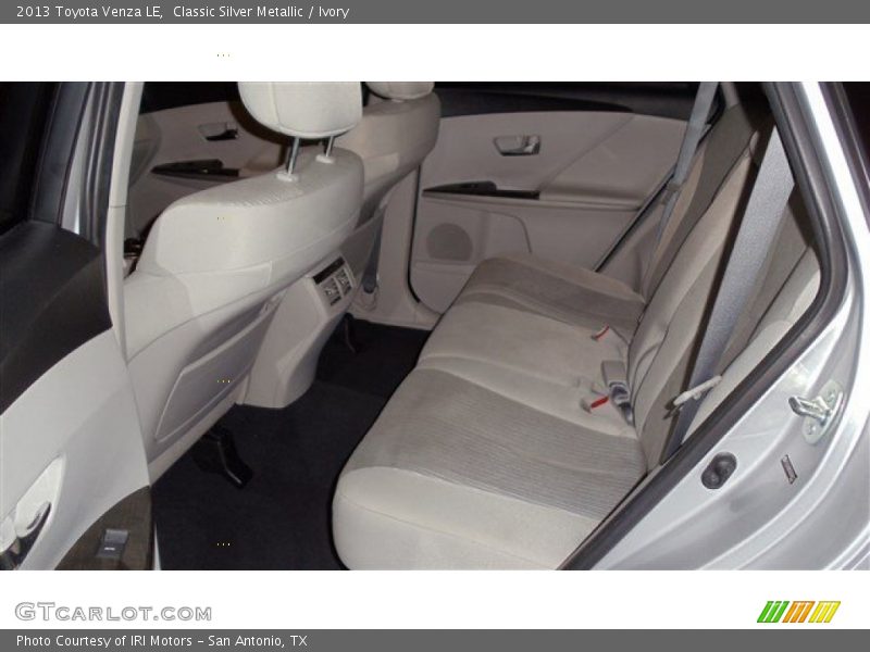 Classic Silver Metallic / Ivory 2013 Toyota Venza LE