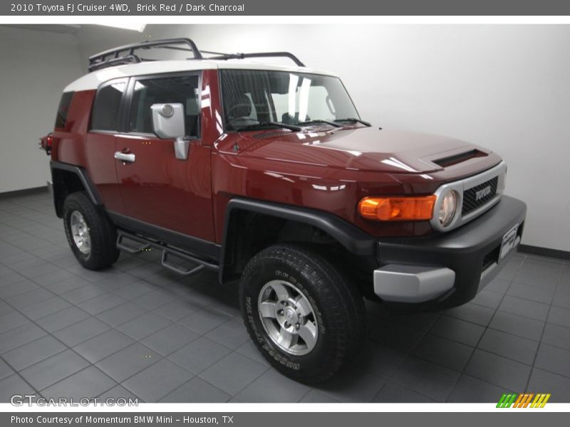 Front 3/4 View of 2010 FJ Cruiser 4WD
