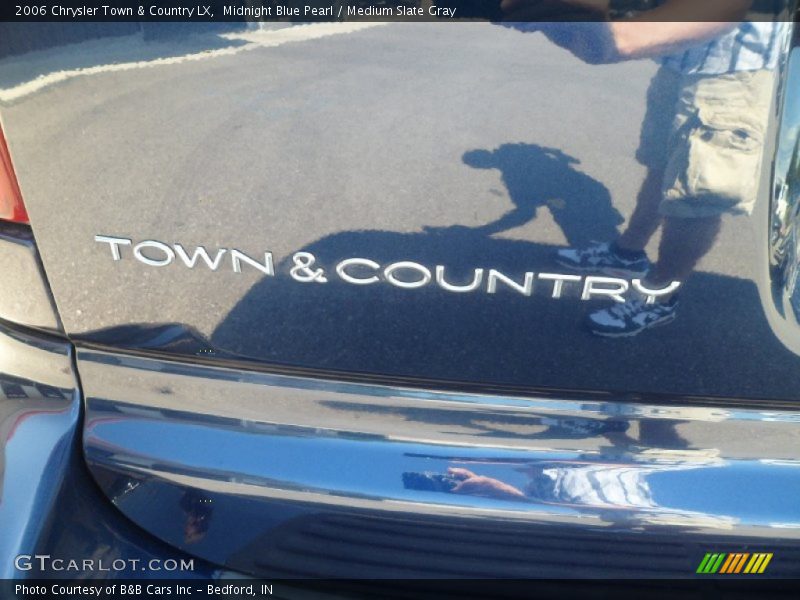 Midnight Blue Pearl / Medium Slate Gray 2006 Chrysler Town & Country LX
