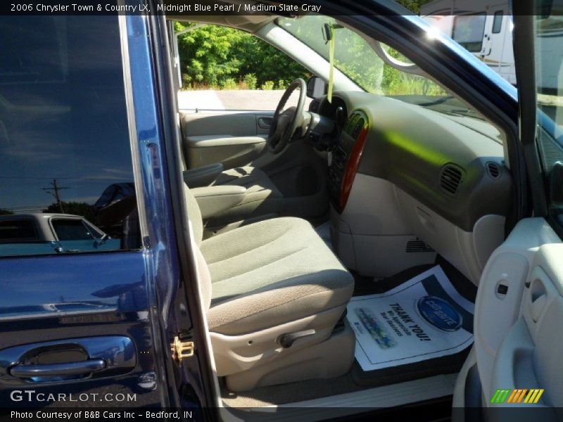 Midnight Blue Pearl / Medium Slate Gray 2006 Chrysler Town & Country LX