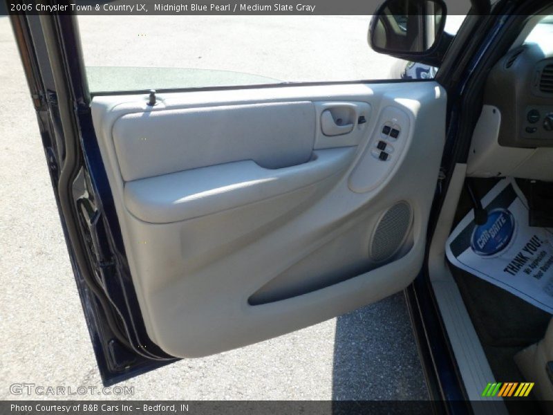 Midnight Blue Pearl / Medium Slate Gray 2006 Chrysler Town & Country LX