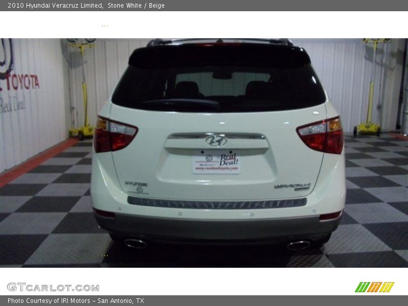 Stone White / Beige 2010 Hyundai Veracruz Limited