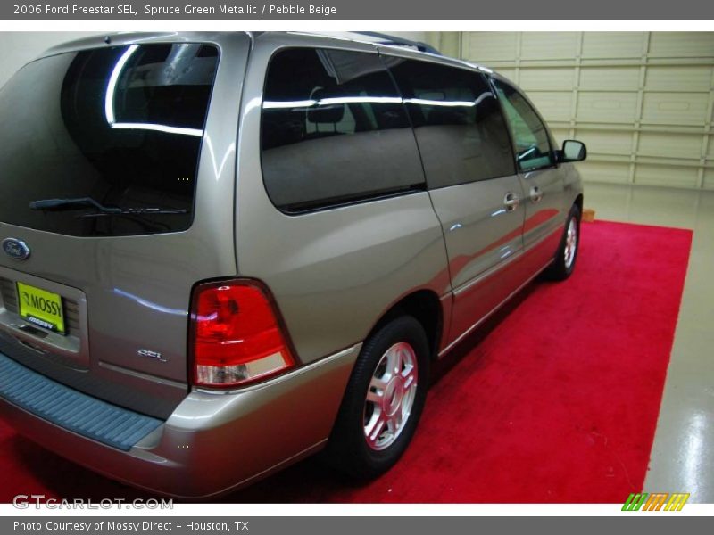 Spruce Green Metallic / Pebble Beige 2006 Ford Freestar SEL
