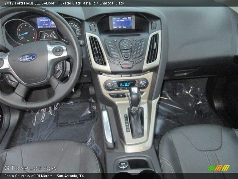 Tuxedo Black Metallic / Charcoal Black 2012 Ford Focus SEL 5-Door