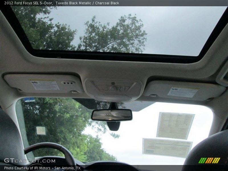 Tuxedo Black Metallic / Charcoal Black 2012 Ford Focus SEL 5-Door