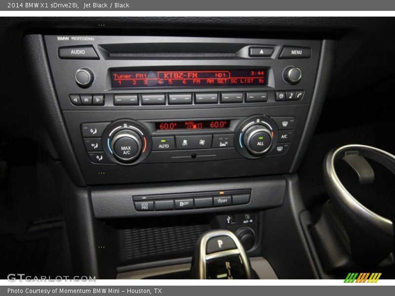 Jet Black / Black 2014 BMW X1 sDrive28i