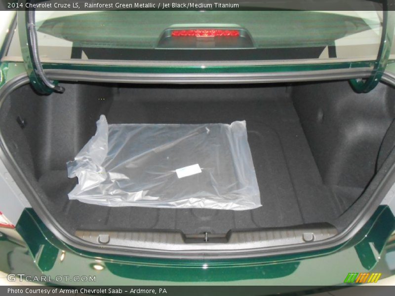 Rainforest Green Metallic / Jet Black/Medium Titanium 2014 Chevrolet Cruze LS