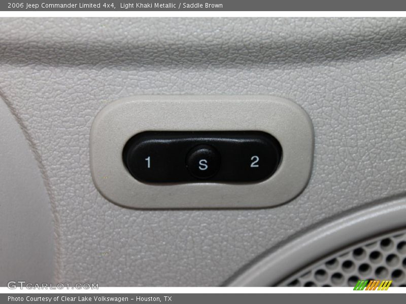 Light Khaki Metallic / Saddle Brown 2006 Jeep Commander Limited 4x4
