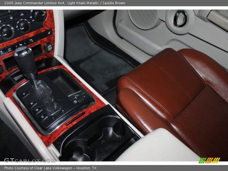 Light Khaki Metallic / Saddle Brown 2006 Jeep Commander Limited 4x4