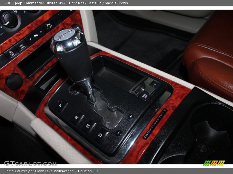 Light Khaki Metallic / Saddle Brown 2006 Jeep Commander Limited 4x4