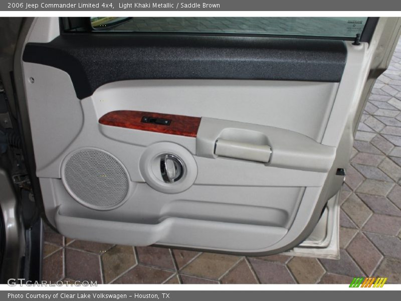 Light Khaki Metallic / Saddle Brown 2006 Jeep Commander Limited 4x4