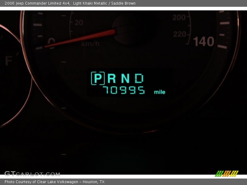 Light Khaki Metallic / Saddle Brown 2006 Jeep Commander Limited 4x4