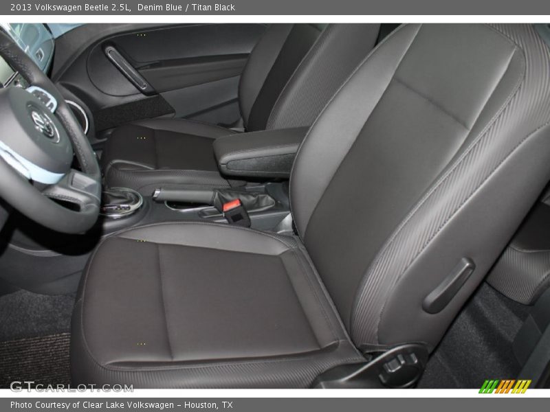 Denim Blue / Titan Black 2013 Volkswagen Beetle 2.5L