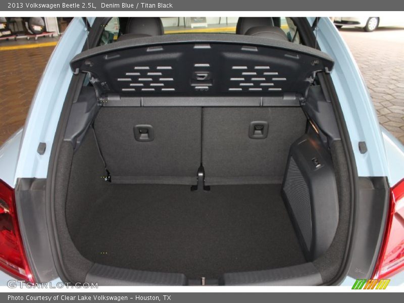 Denim Blue / Titan Black 2013 Volkswagen Beetle 2.5L