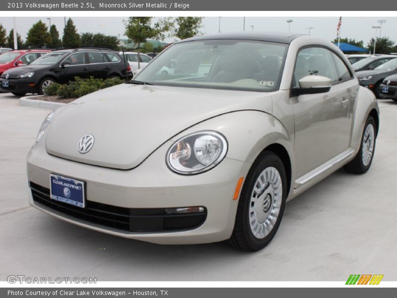 Moonrock Silver Metallic / Beige 2013 Volkswagen Beetle 2.5L