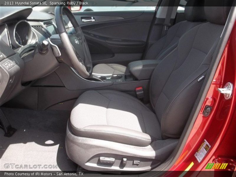 Sparkling Ruby / Black 2013 Hyundai Sonata SE