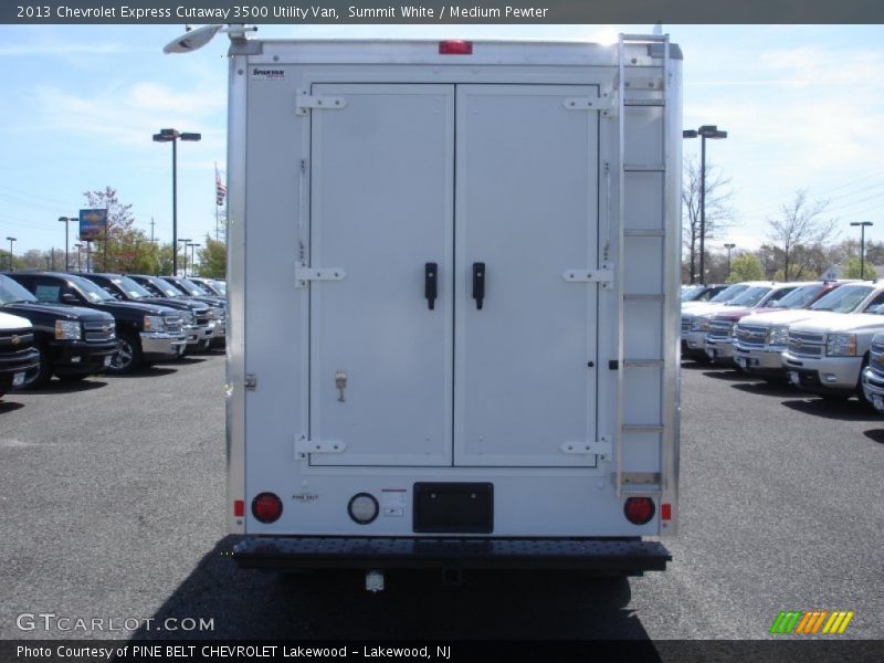 Summit White / Medium Pewter 2013 Chevrolet Express Cutaway 3500 Utility Van