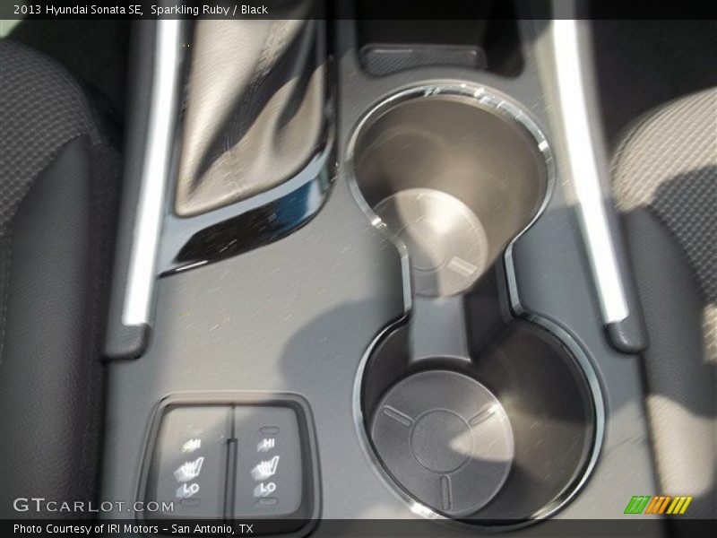 Sparkling Ruby / Black 2013 Hyundai Sonata SE