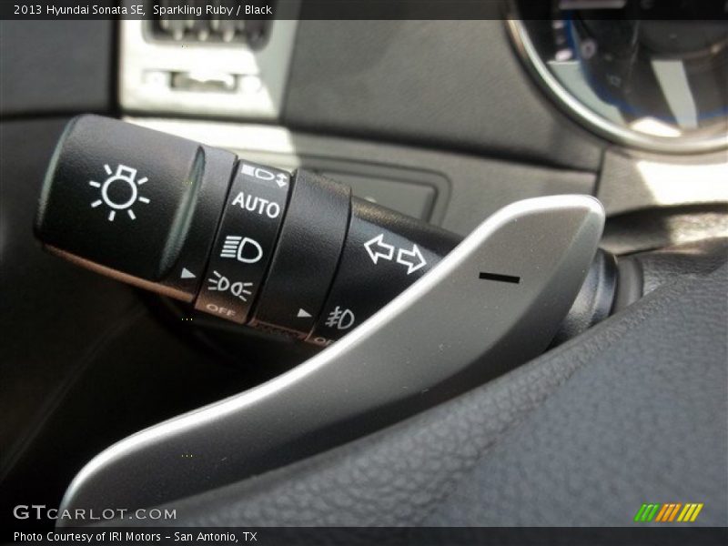 Sparkling Ruby / Black 2013 Hyundai Sonata SE