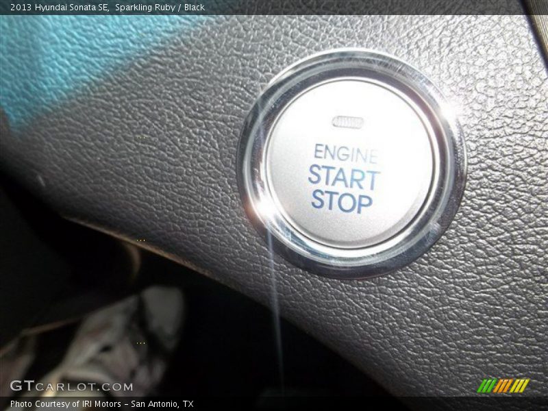 Sparkling Ruby / Black 2013 Hyundai Sonata SE