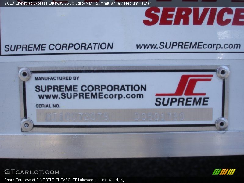Summit White / Medium Pewter 2013 Chevrolet Express Cutaway 3500 Utility Van