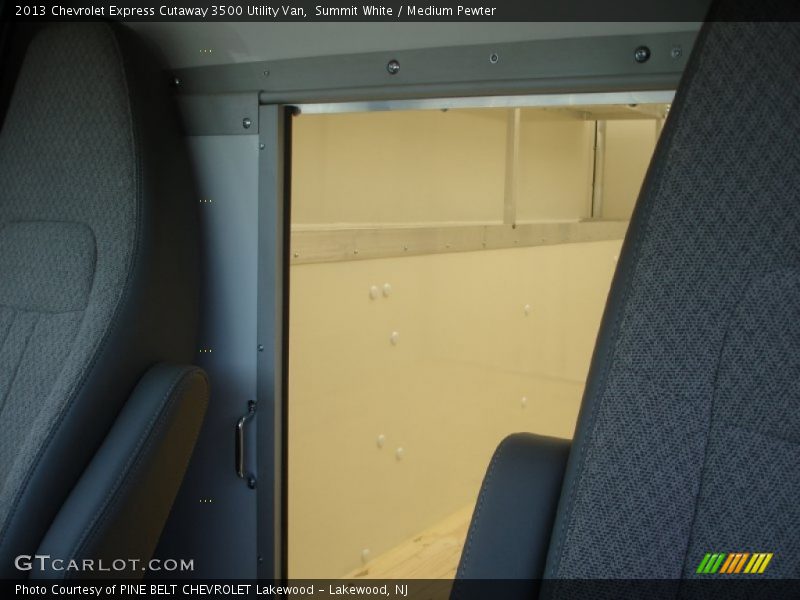 Summit White / Medium Pewter 2013 Chevrolet Express Cutaway 3500 Utility Van