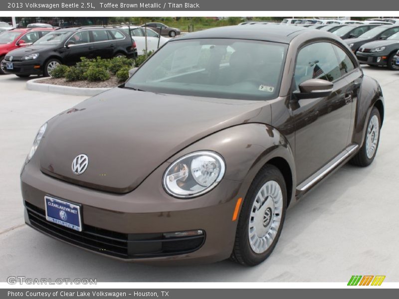 Toffee Brown Metallic / Titan Black 2013 Volkswagen Beetle 2.5L
