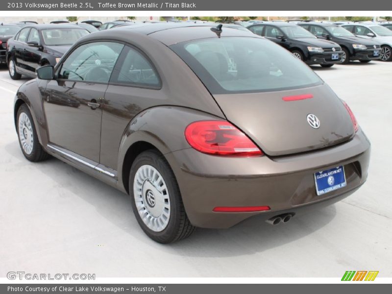 Toffee Brown Metallic / Titan Black 2013 Volkswagen Beetle 2.5L